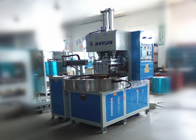 機械手自動轉(zhuǎn)盤高周波熔斷機